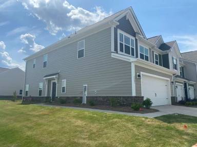 Main picture of 2805 Trinity St