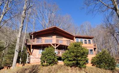 Main picture of 104 Greenwood Ln
