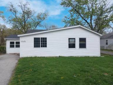 Main picture of 3645 Florida St
