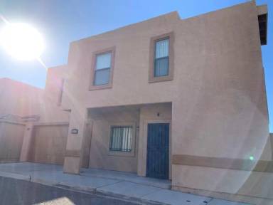 Main picture of 3041 N Estrella Ave