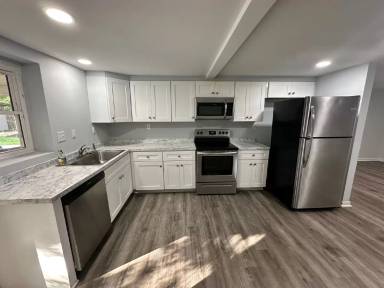 Main picture of 2700 Edwards Rd