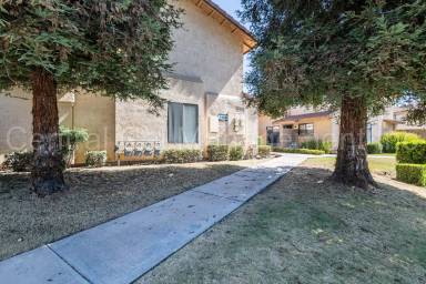 Main picture of 8400 Laborough Dr