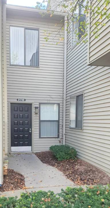 Main picture of 21740 Indian Creek Dr