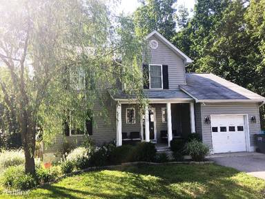 Main picture of 22645 Sylvan Way