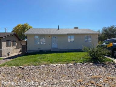 Main picture of 2024 W 18th St
