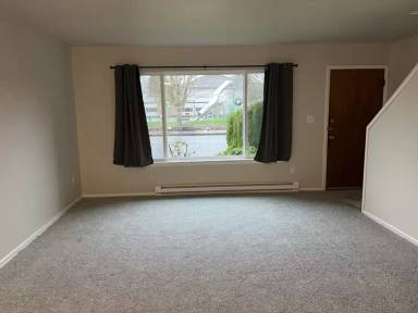 Main picture of 800 S Thistle St