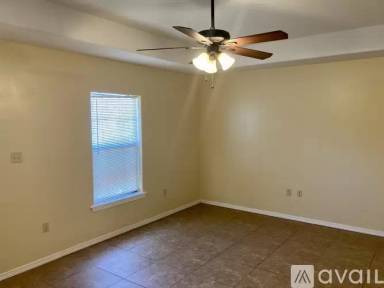 Main picture of 2106 W Barcelona Ave