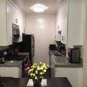 Main picture of 1051 N Harper Ave