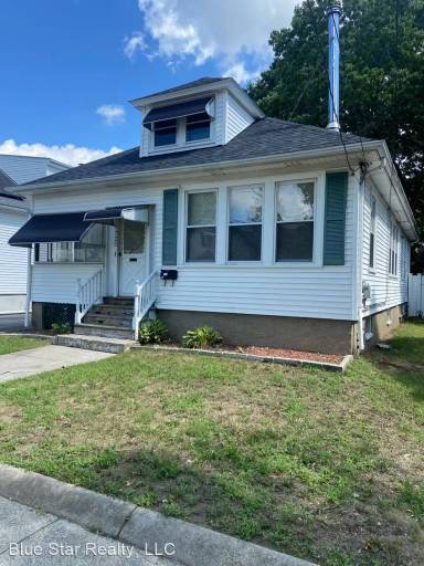 Main picture of 725 River Ave