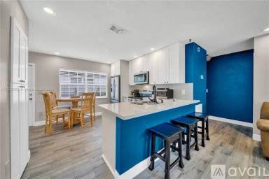 Main picture of 22 SW 7th St