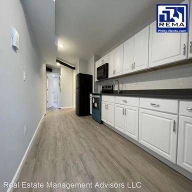 Main picture of 2404 W Thompson St