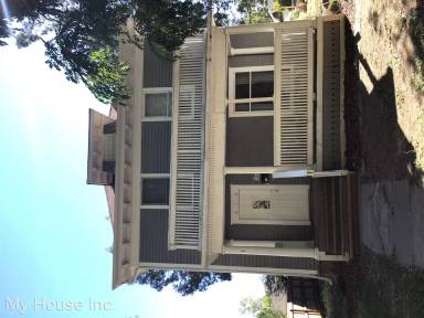 Main picture of 630 S Howes St