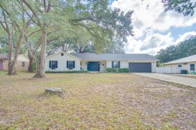 Main picture of 1981 Nature Ln