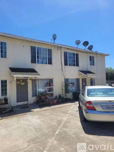 Main picture of 20325 Concord Ave