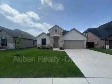 Main picture of 215 Nathan Dr