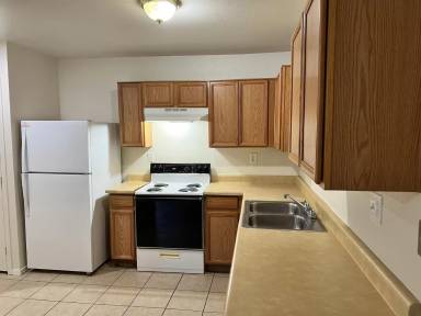 Main picture of 5930 S Jeanette Blvd