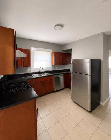 Main picture of 684 25th St