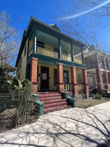 Main picture of 1345 N Laura St