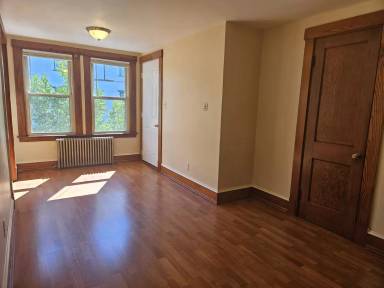 Main picture of 30 Cedar St