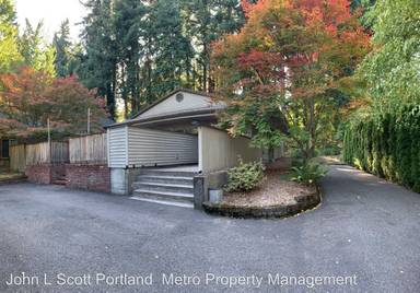 Main picture of 8615 SW Rustling Leaves Pl