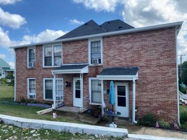 Main picture of 605 Rose St