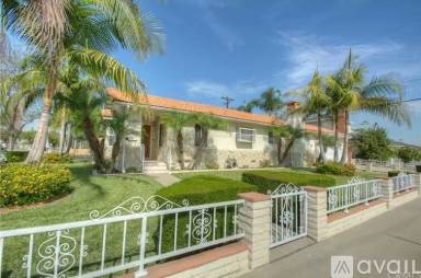 Main picture of 5703 E Wardlow Rd