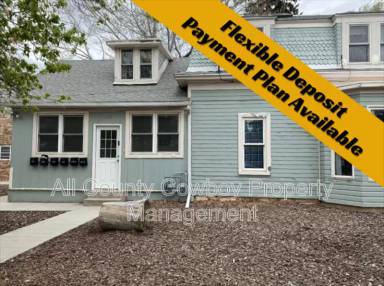 Main picture of 513 E Custer St