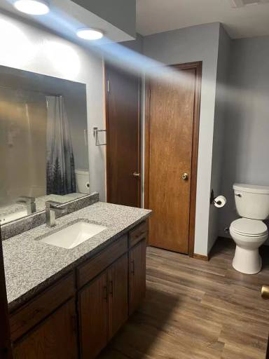 Main picture of 5205 Parkwood Ave
