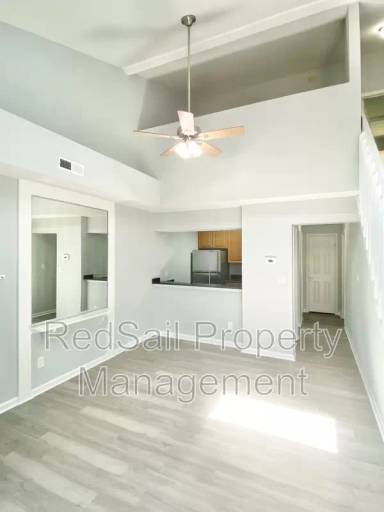 Main picture of 209 Quarter Trl