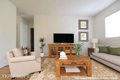 Main picture of 1630 S Gramercy Pl