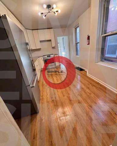 Main picture of 1218 Spring St