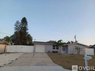 Main picture of 10 Lake Shore Dr