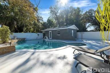 Main picture of 3909 N Clearfield Ave