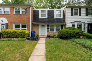 Main picture of 5467 High Tide Ct
