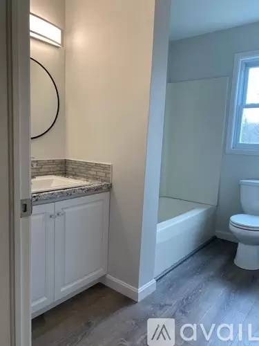 Main picture of 52 Maniton Dr