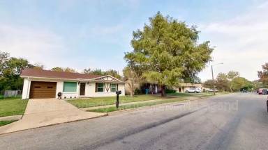 Main picture of 717 E Martin Ln