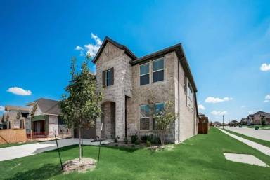 Main picture of 821 Reynolds Dr