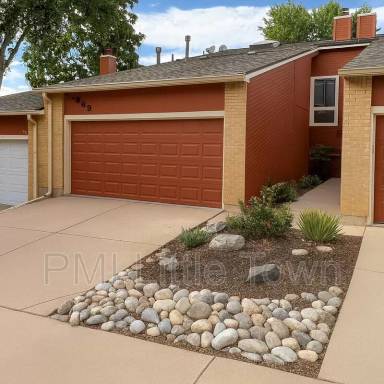 Main picture of 2969 W Rowland Pl