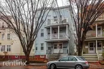Main picture of 49 Porter St