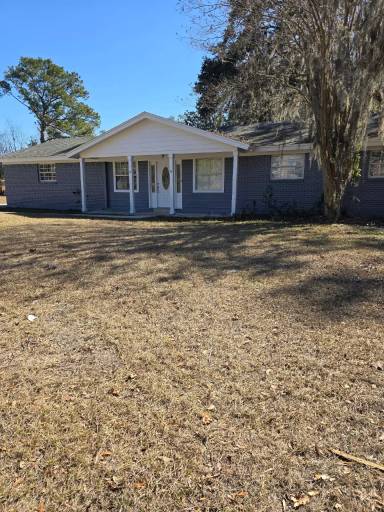 Main picture of 331 SE Olustee Ave