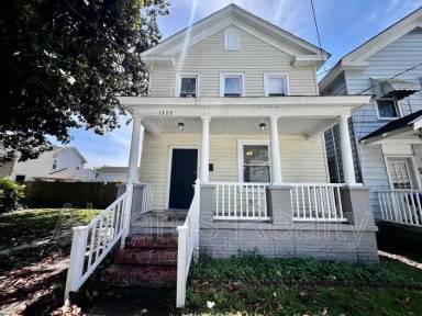 Main picture of 1322 18th St