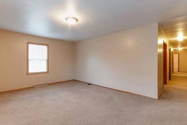 Main picture of 713 Moro St