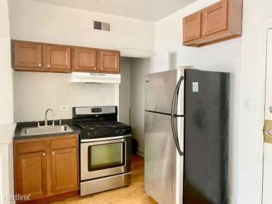 Main picture of 802 N Bishop St