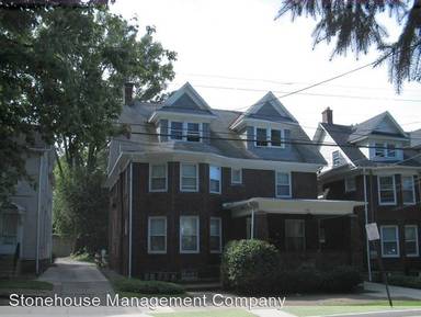 Main picture of 347 W 9th St