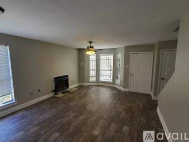 Main picture of 1737 Boulevard de Province