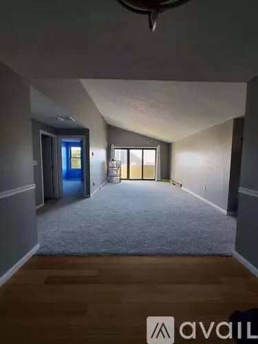 Main picture of 5 Marc Dr