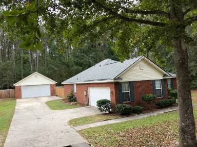 Main picture of 30 Oak Side Ct