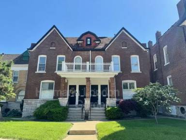 Main picture of 4738 Olive St