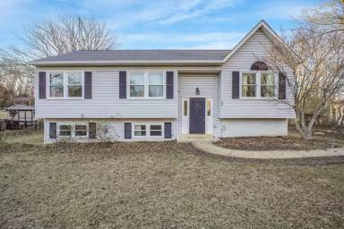 Main picture of 22 Brown Cir