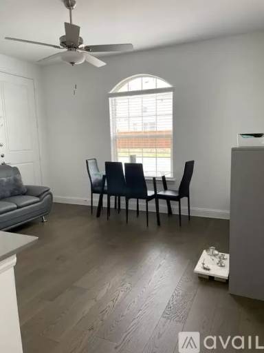 Main picture of 3262 Sandpiper Ln